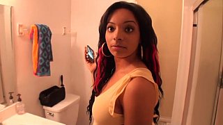 Xxxxsw - Layla London noticed her stepbrother spying on her in the bathroom ...